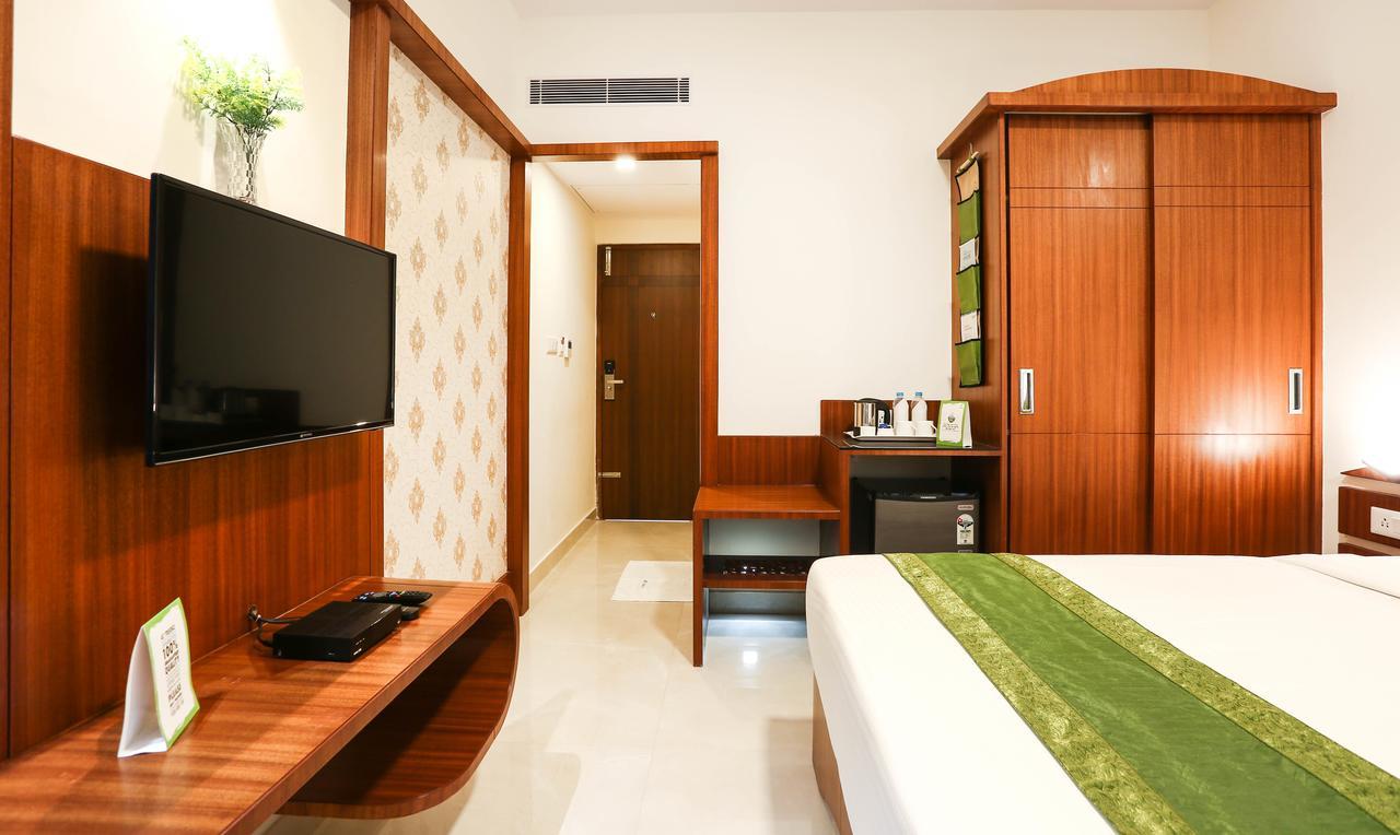 Treebo Premium Akshaya Mahal Inn ไมซอร์ ภายนอก รูปภาพ